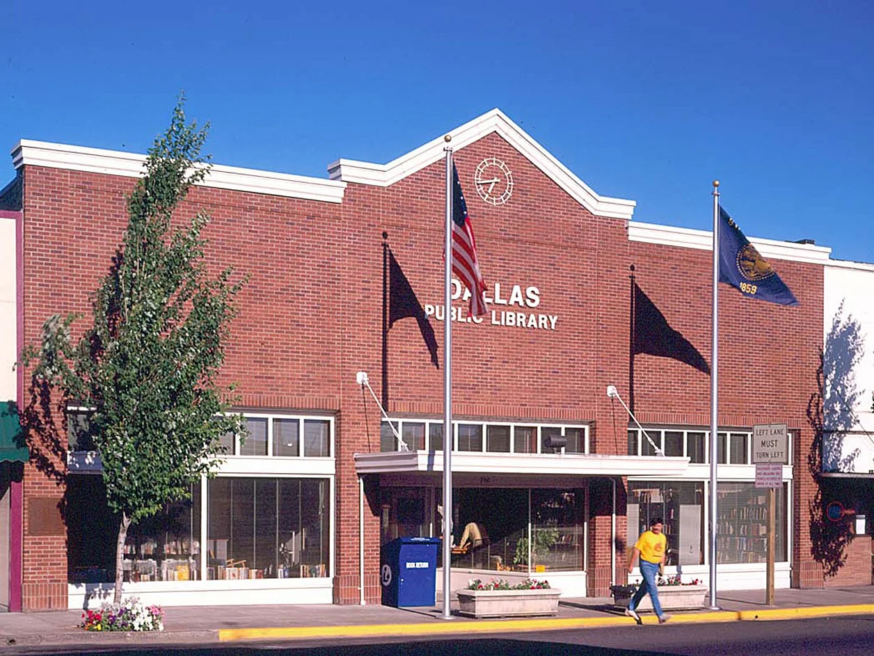 Dallas Library Exterior.jpg