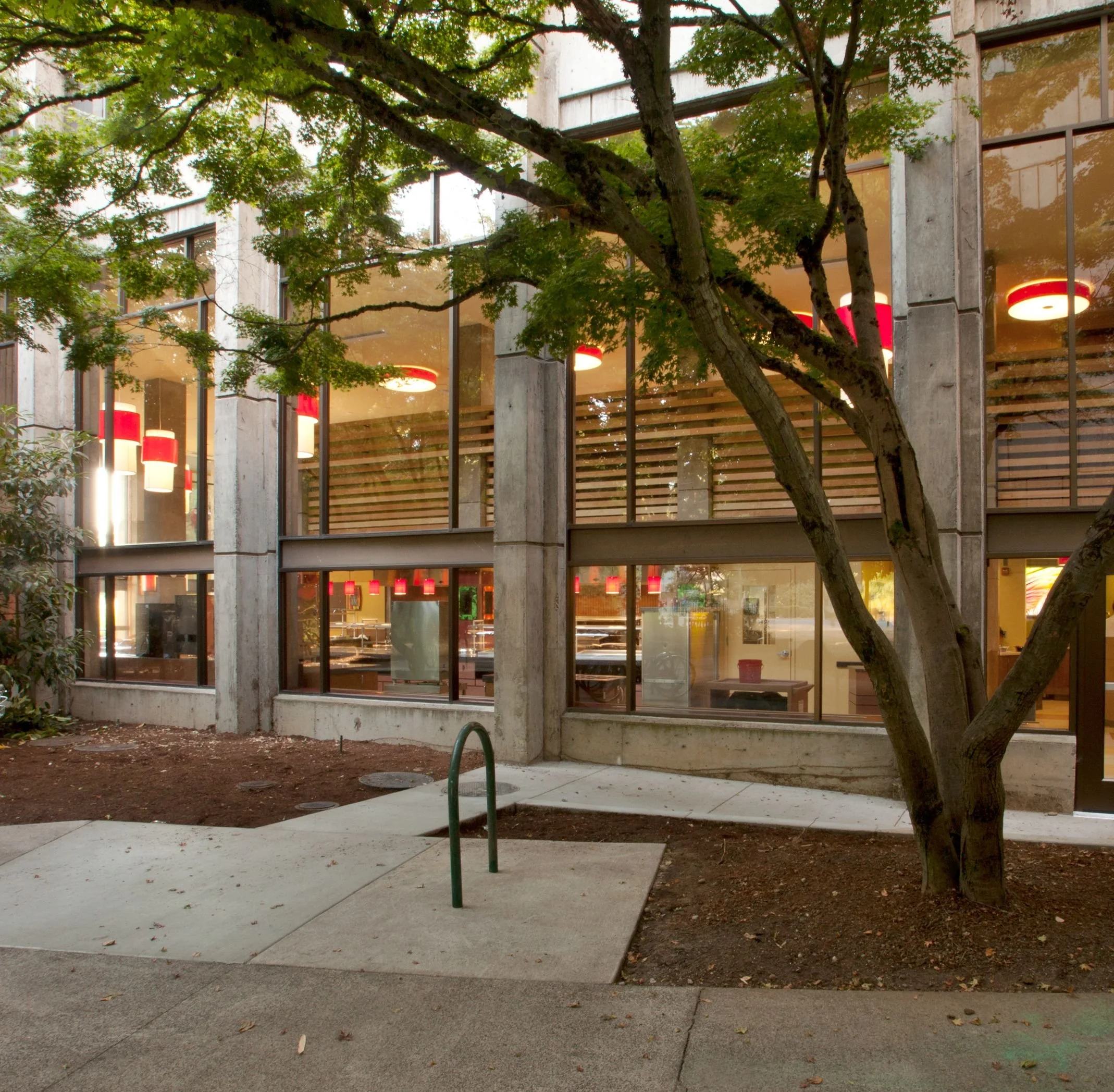 268_1130F_BarnhartDining.jpg