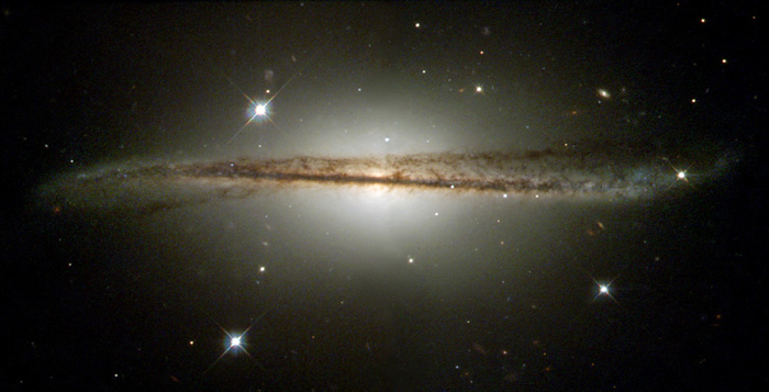Warped galaxy, ESO 510-G13