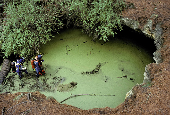 Divers in Sinkhole