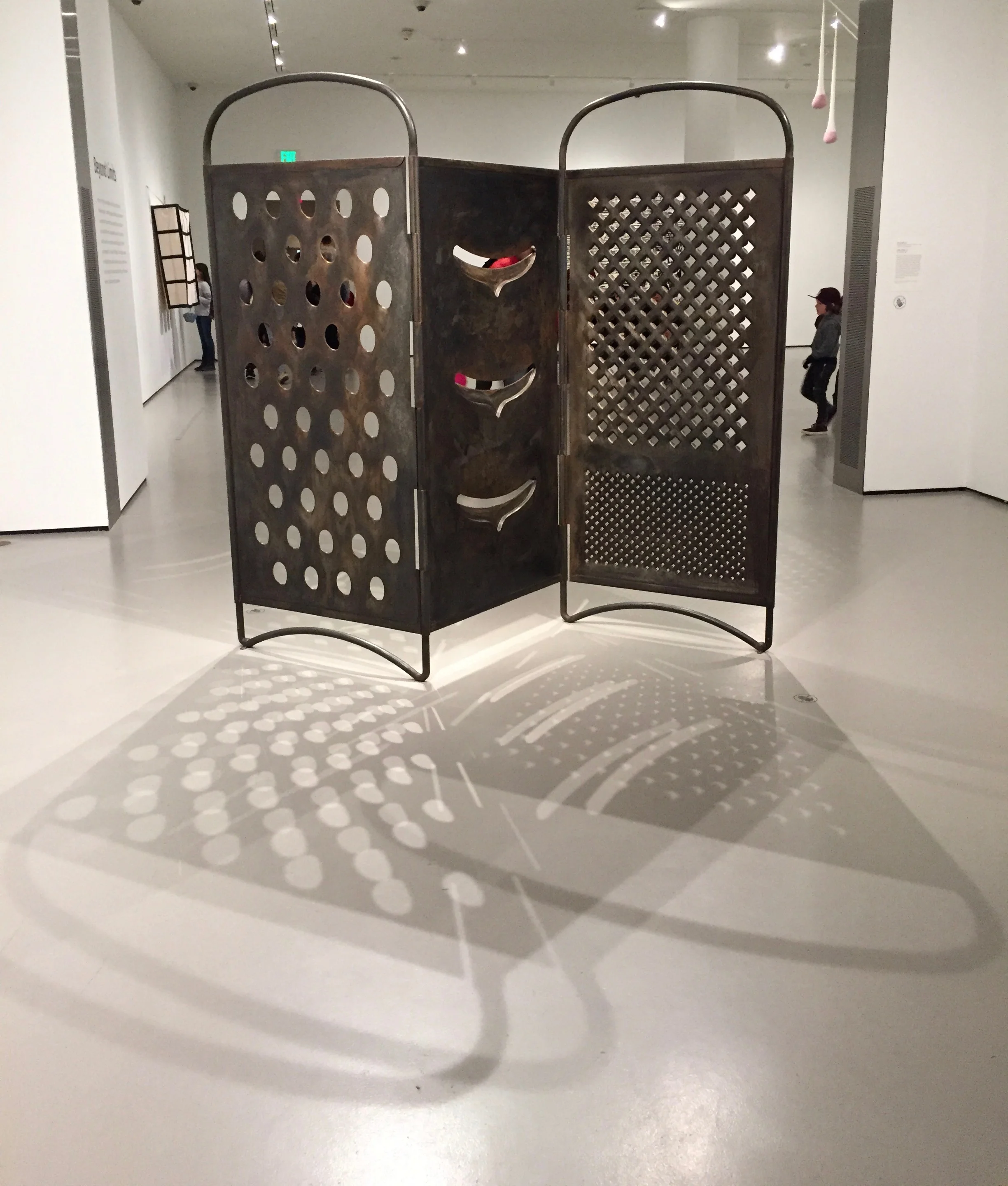 Mona Hatoum,&nbsp;Grater Divide,&nbsp;2002, Patinated mild steel