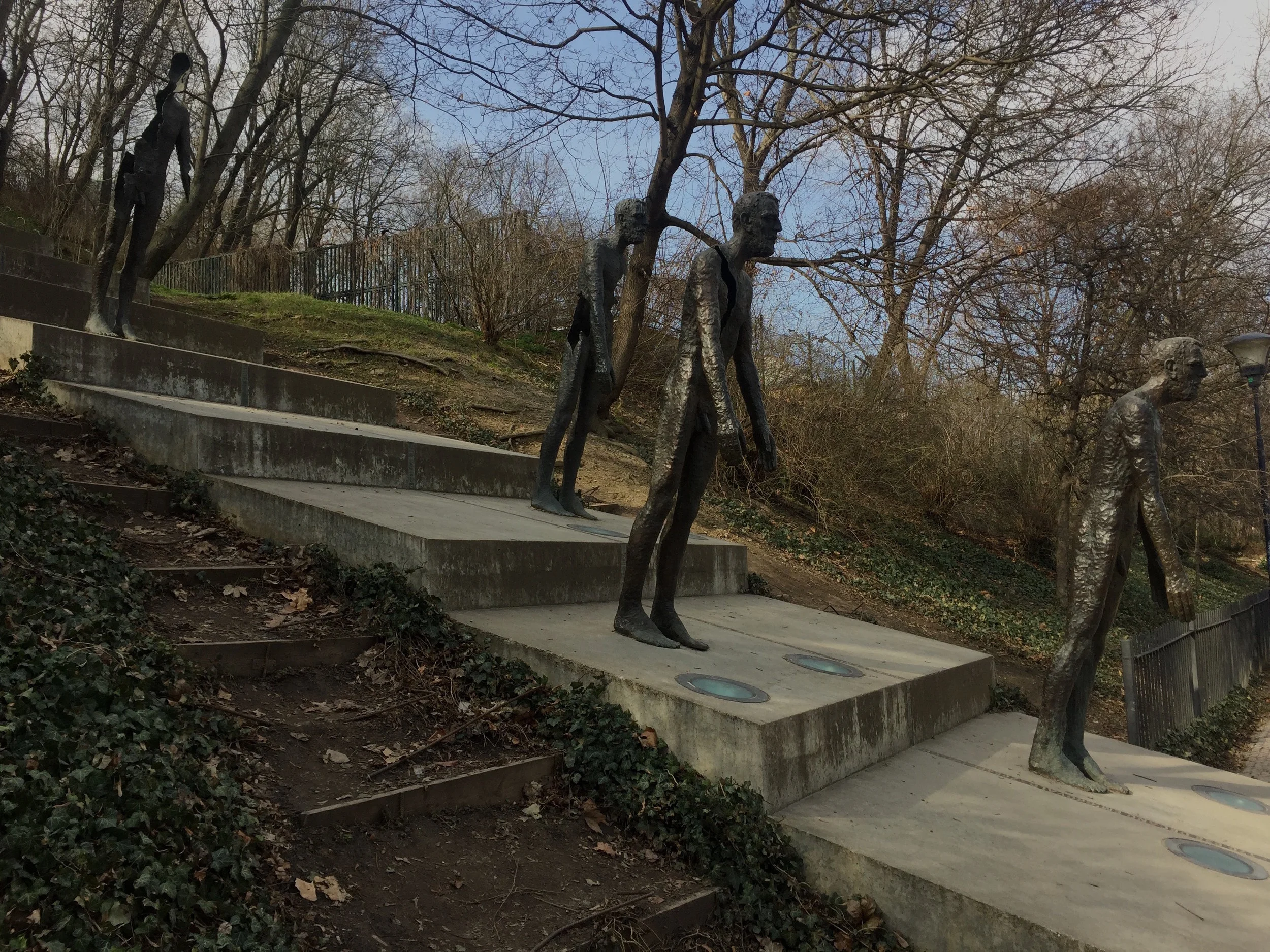 Sculptor:&nbsp;Olbram Zoubek, Architects:&nbsp;&nbsp;Jan Kerel and Zdeněk Holzel,&nbsp;Memorial to the Victims of Communism,&nbsp;2002