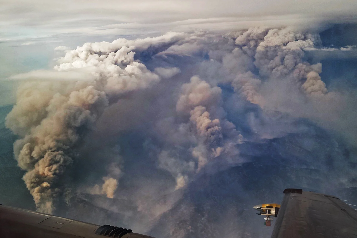 The 2016 pioneer fire as seen from the university of wyoming king air research aircraft during the radfire campaign
