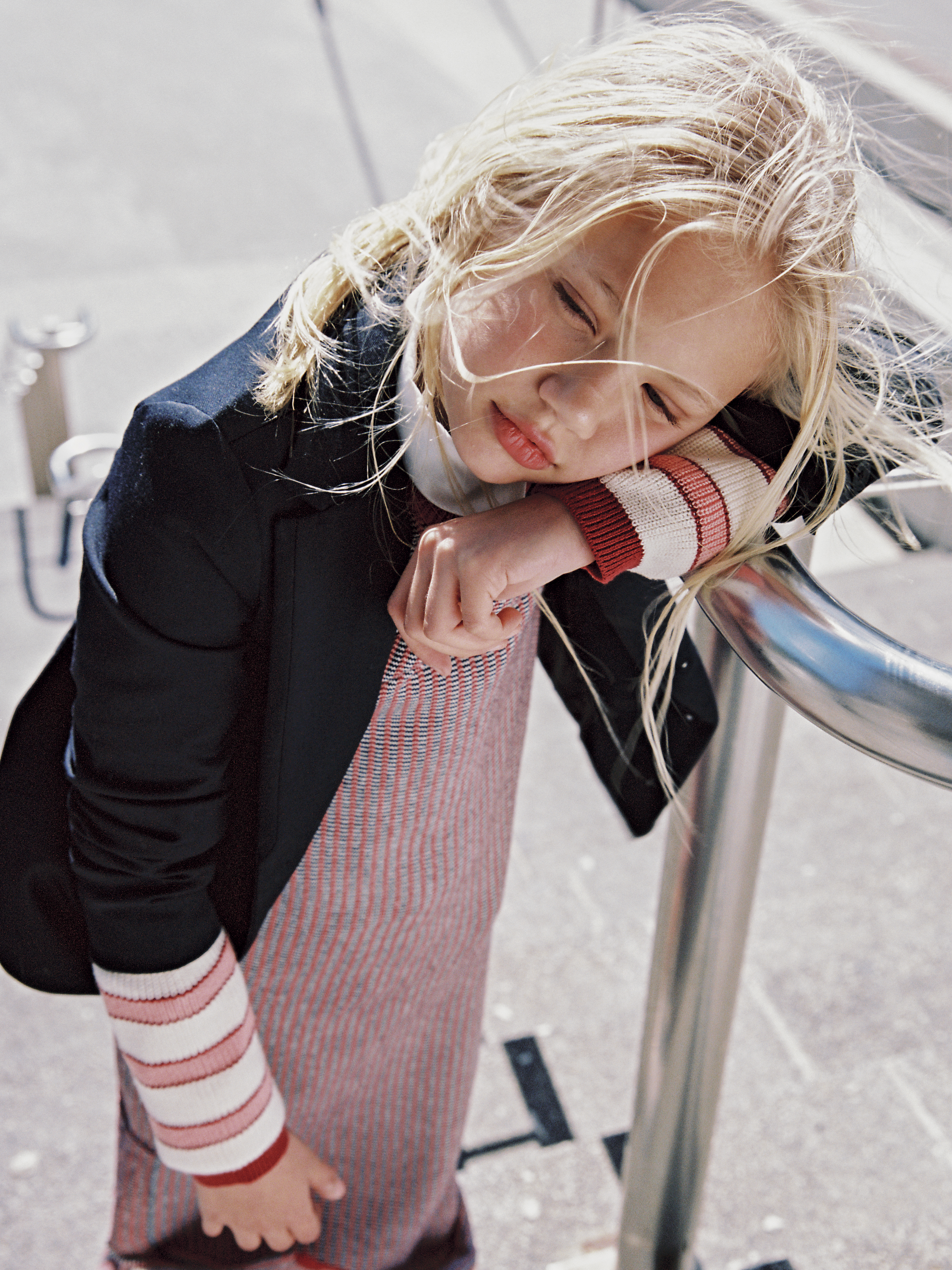 Jacket Tartine et Chocolat Shirt & Tie Bleu Comme Gris Knit Dress Scotch & Soda Shoes Adidas