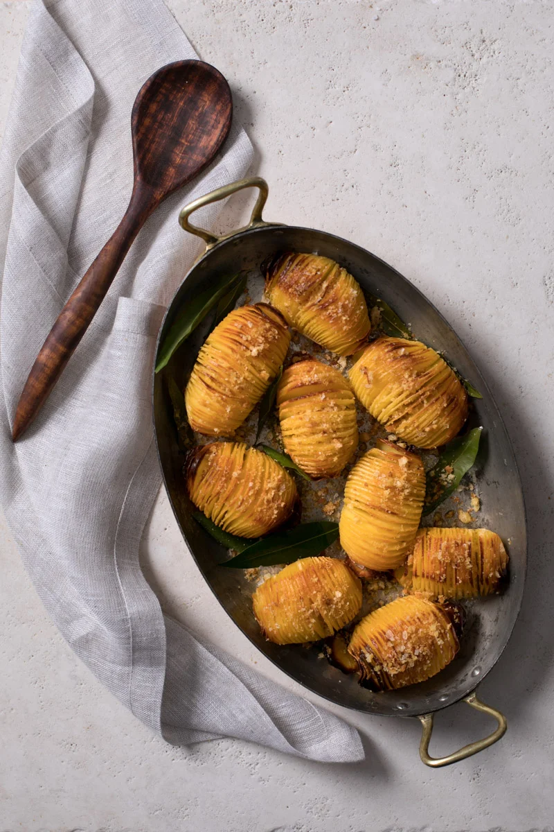 hassleback-potatos-in dish-web-5.jpg