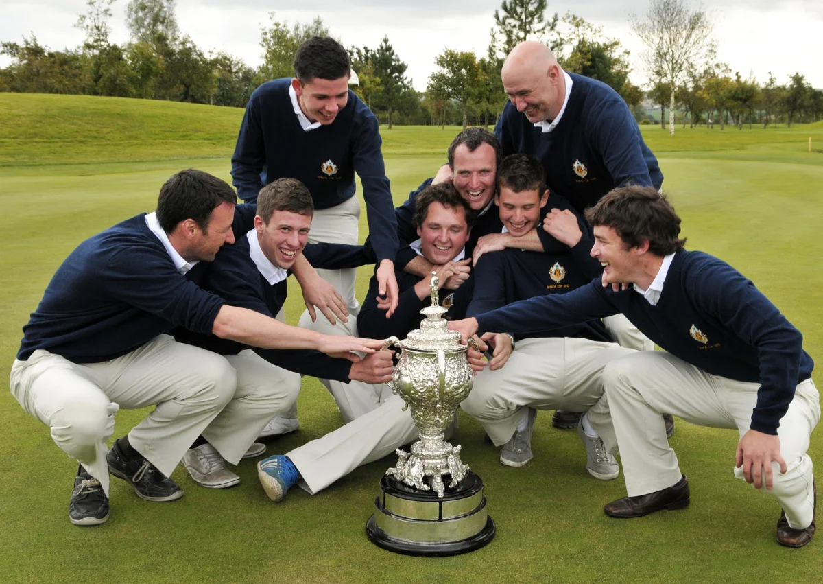 castle golf club team.jpg