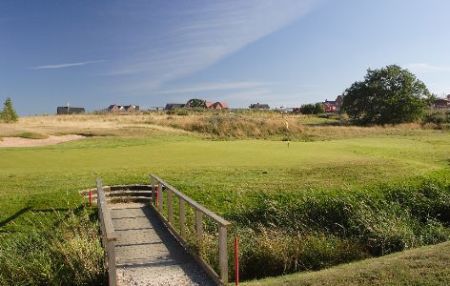 wychwood-park-cheshire-golf-course-bridge.jpg