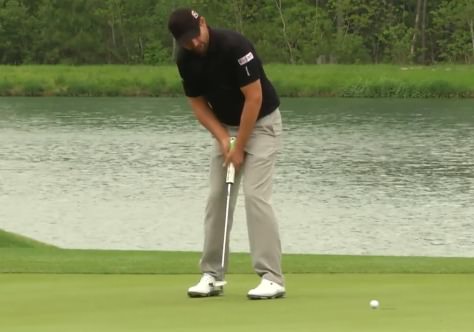 Pádraig Harrington is using the fat grip for the second week running. 