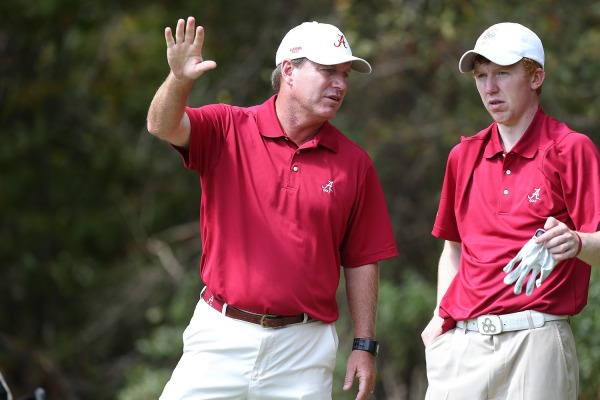 Gavin Moynihan (right) with Head Coach Jay Seawell during the University of Alabama's recent victory in the Jerry Pate National Intercollegiate. Picture by Daniel Melograna / rolltide.com