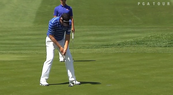 Pádraig Harrington makes a birdie in round two of the Valspar Championship. 