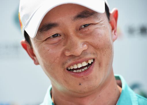 Surprise leader Huang Wen-yi of China. Picture © Getty Images