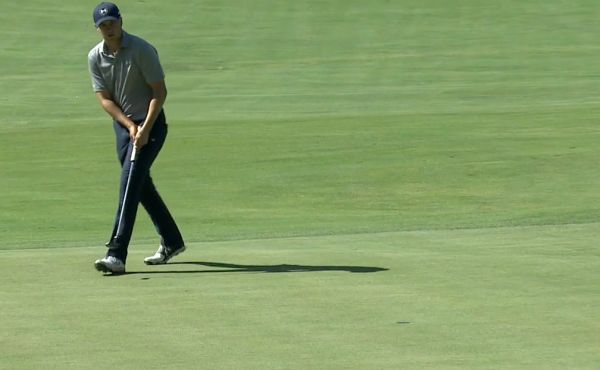 Jordan Spieth birdies his seventh hole at The Barclays.