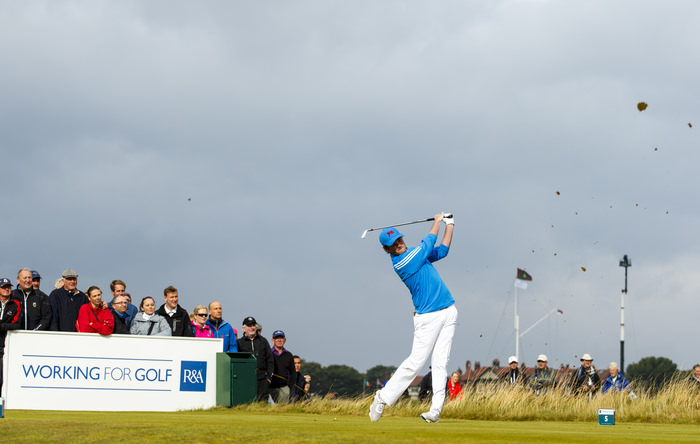 Cormac Sharvin watches his tee shot on the fifth hole during the morning foursomes matches of the 2015 Walker Cup at Royal Lytham & St. Annes G.C. in Lytham St Annes, Lancashire on Saturday, Sept. 12, 2015. (Copyright USGA/Chris Keane)