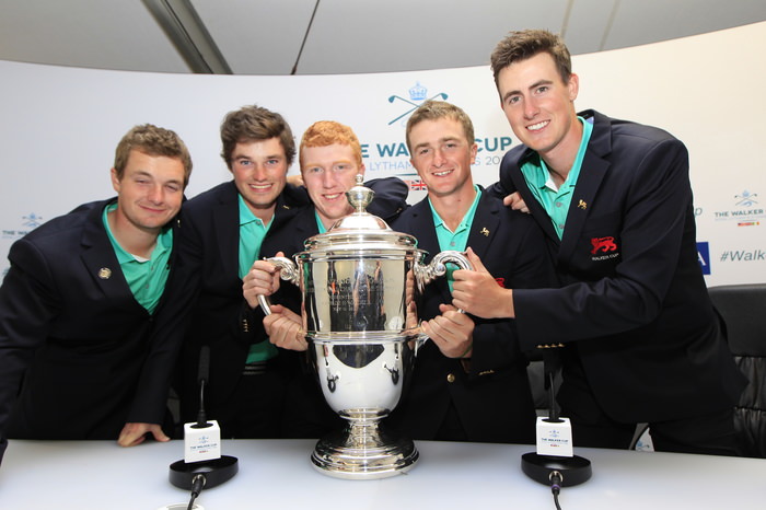 Naas' Jack Hume, Ardglass' Cormac Sharvin, The Island's Gavin Moynihan, Greystones' Paul Dunne and West Waterford's Gary Hurley pose with the Walker Cup at Royal Lytham St Annes, Lytham St Annes, Lancashire, England. 13/09/2015 Picture Golffile | Fran Caffrey