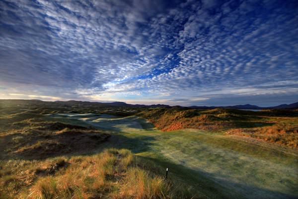 The second at Sandy Hills. Picture © Larry Lambrecht