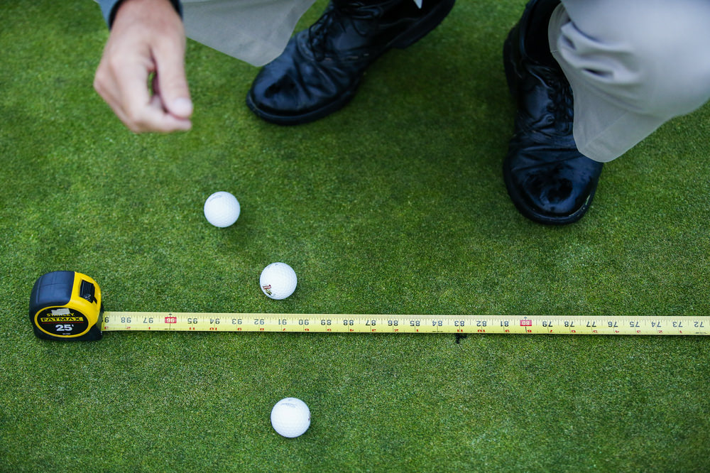 Measurements on the first hole during a practice round for the 2016 U.S. Open at Oakmont Country Club in Oakmont, Pa. on Wednesday, June 15, 2016. (Copyright USGA/Joel Kowsky)