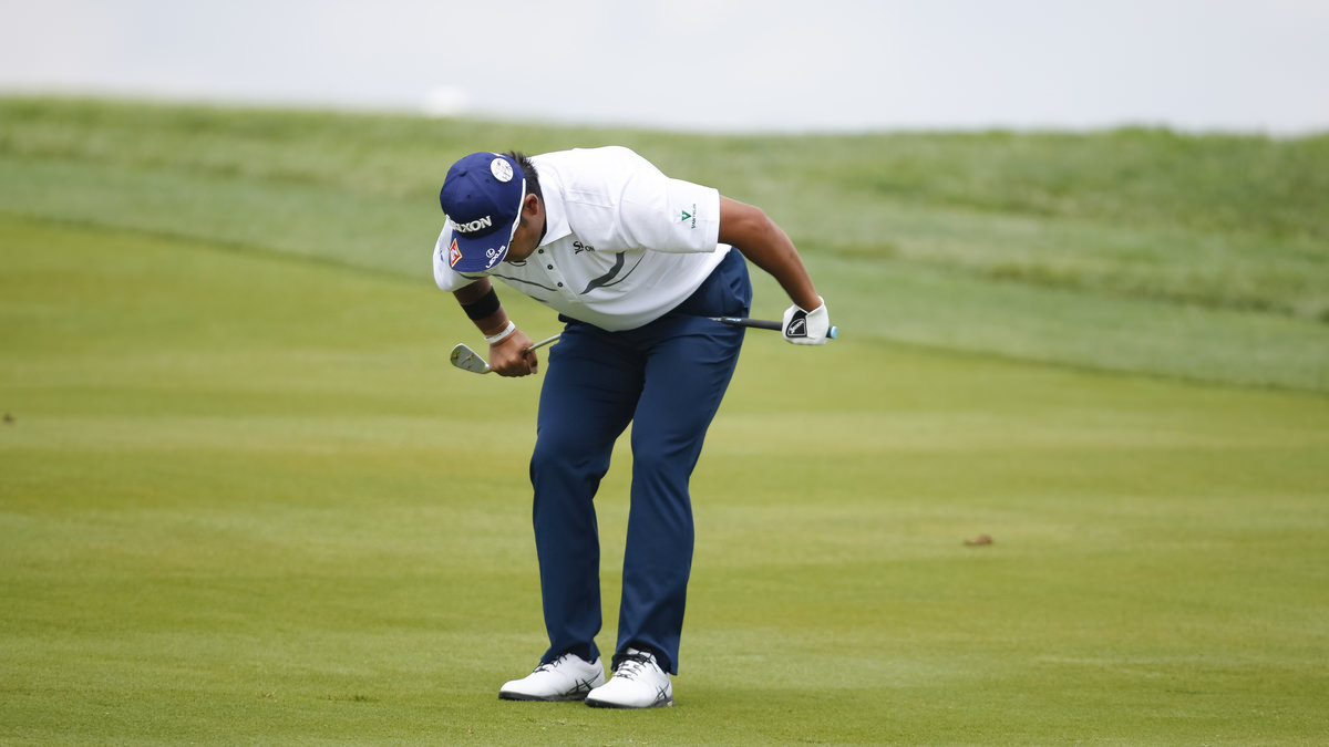 Hideki Matsuyama after his second shot on the 10th hole during the first round of the 2016 U.S. Open at Oakmont Country Club in Oakmont, Pa. on Friday, June 17, 2016. (Copyright USGA/Joel Kowsky)