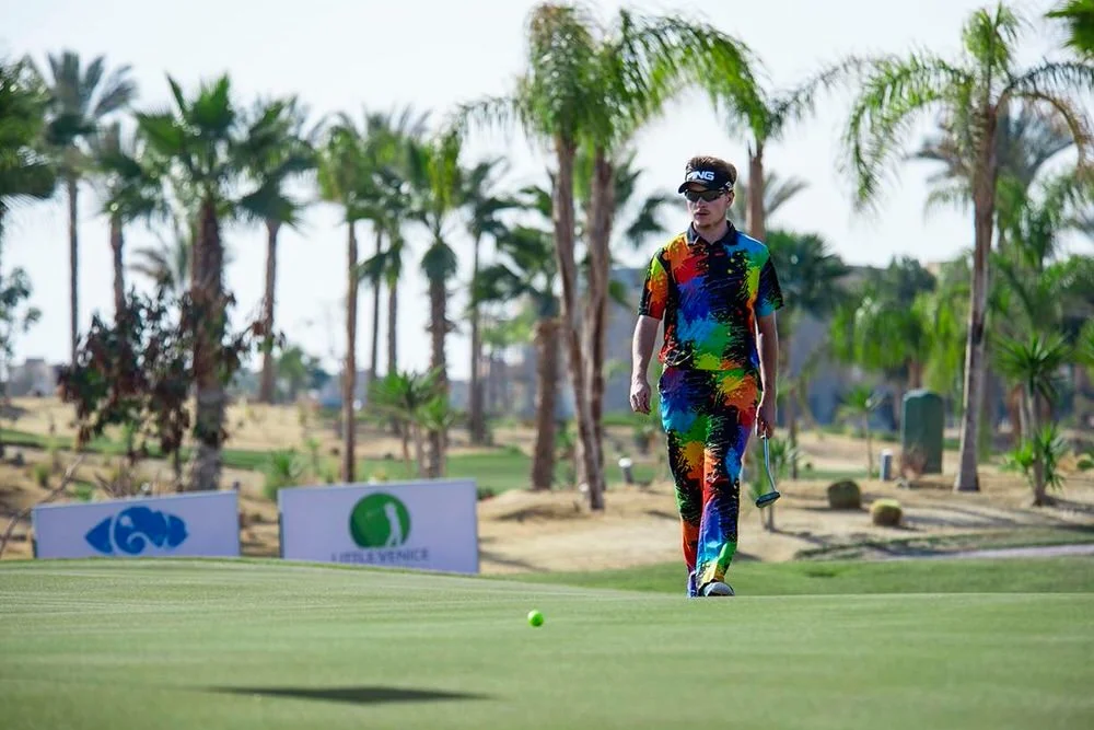 Irish in Q-School battle; Carey hangs on