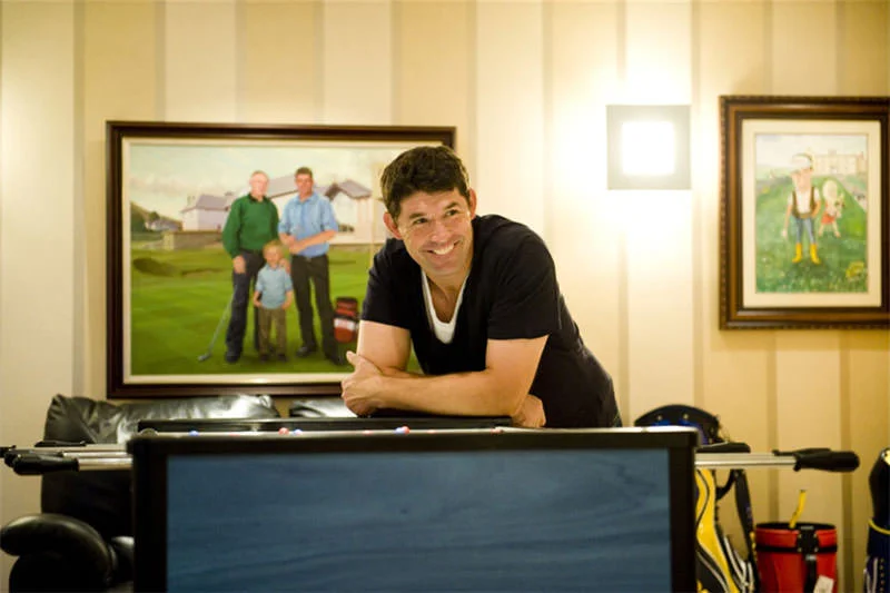 Harrington injured in freak accident as amateur hits him on elbow