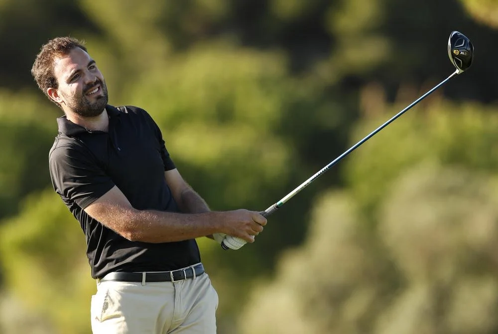 Q-School: Moynihan on track; Dawson and Sharvin chasing