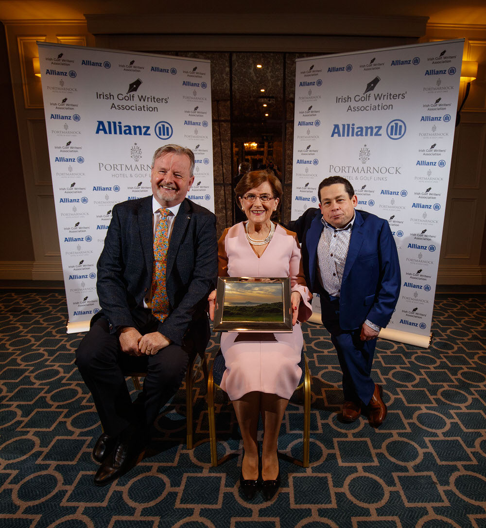  REPRO FREE***PRESS RELEASE NO REPRODUCTION FEE*** EDITORIAL USE ONLY 
2018 Allianz Irish Golf Writers Association Awards, Portmarnock Hotel and Golf Links, Dublin 13/12/2018
Damian O'Neill, Allianz, Miriam Hand who received the Distinguished Service