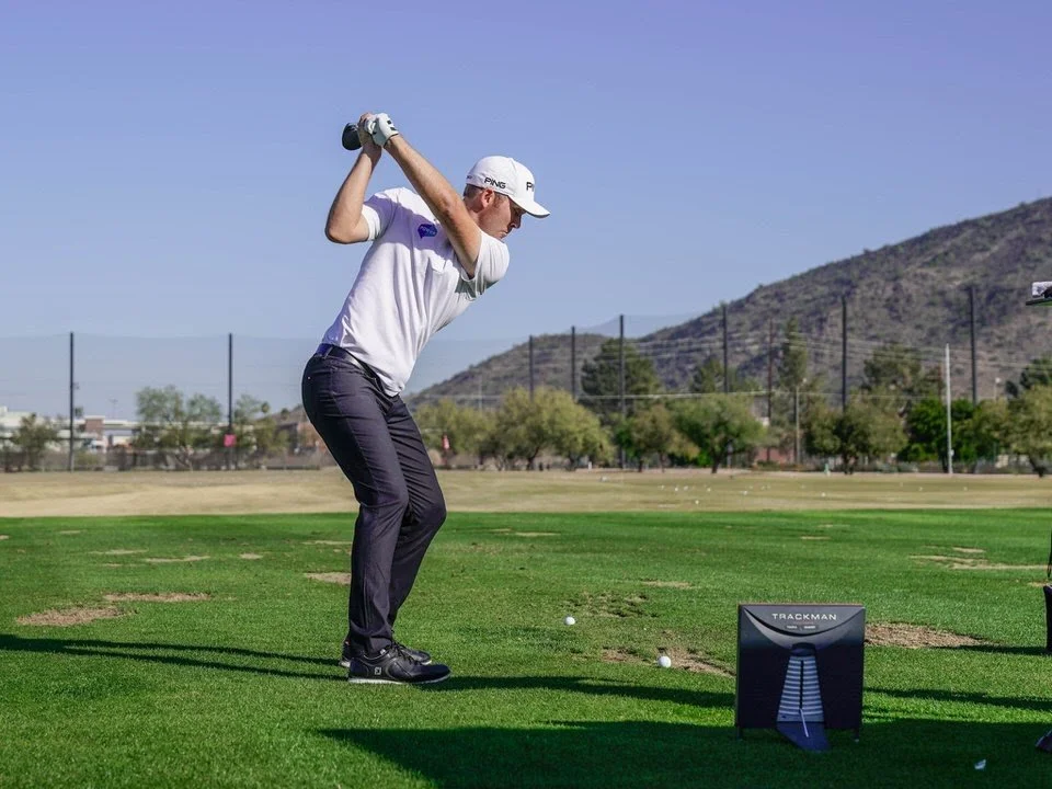 Power makes a move as late stumble hampers McIlroy