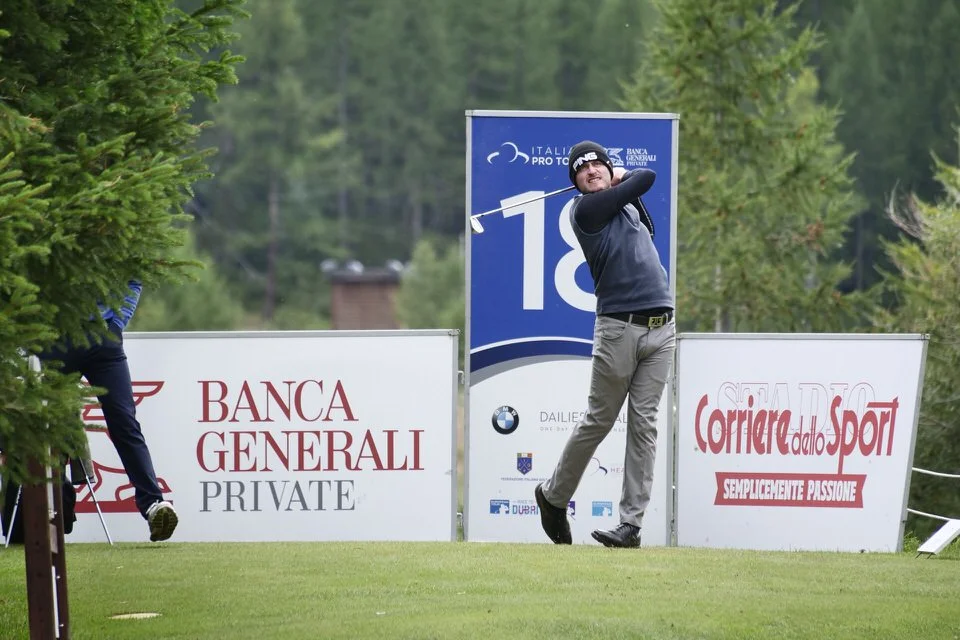 Carey leads Irish quartet into Second Stage