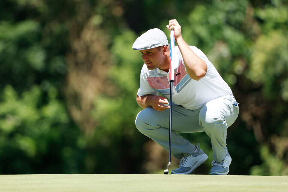  FORT WORTH, TEXAS - JUNE 12: Bryson DeChambeau of the United States lines up a putt during the second round of the Charles Schwab Challenge on June 12, 2020 at Colonial Country Club in Fort Worth, Texas. (Photo by Tom Pennington/Getty Images) 