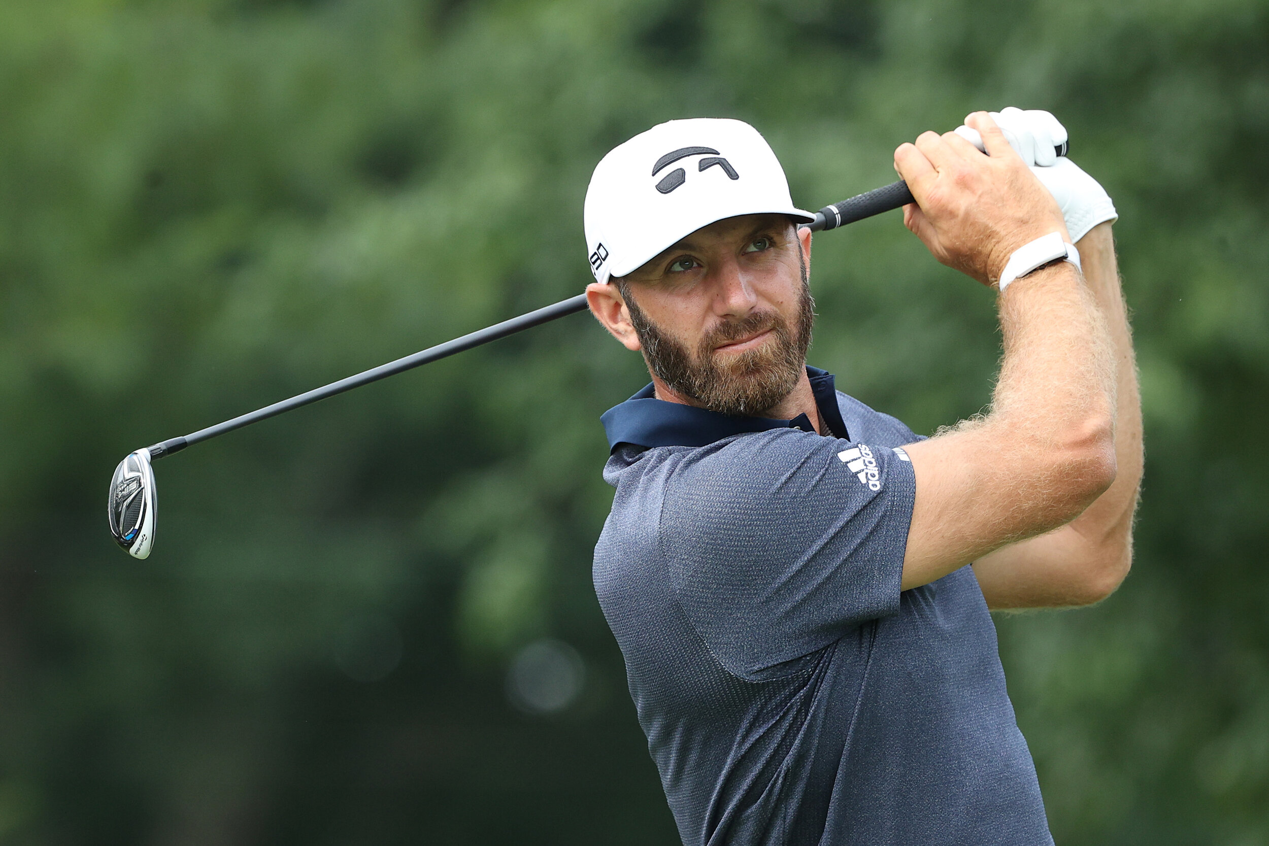  CROMWELL, CONNECTICUT - JUNE 27: Dustin Johnson of the United States plays his shot from the seventh tee during the third round of the Travelers Championship at TPC River Highlands on June 27, 2020 in Cromwell, Connecticut. (Photo by Maddie Meyer/Ge
