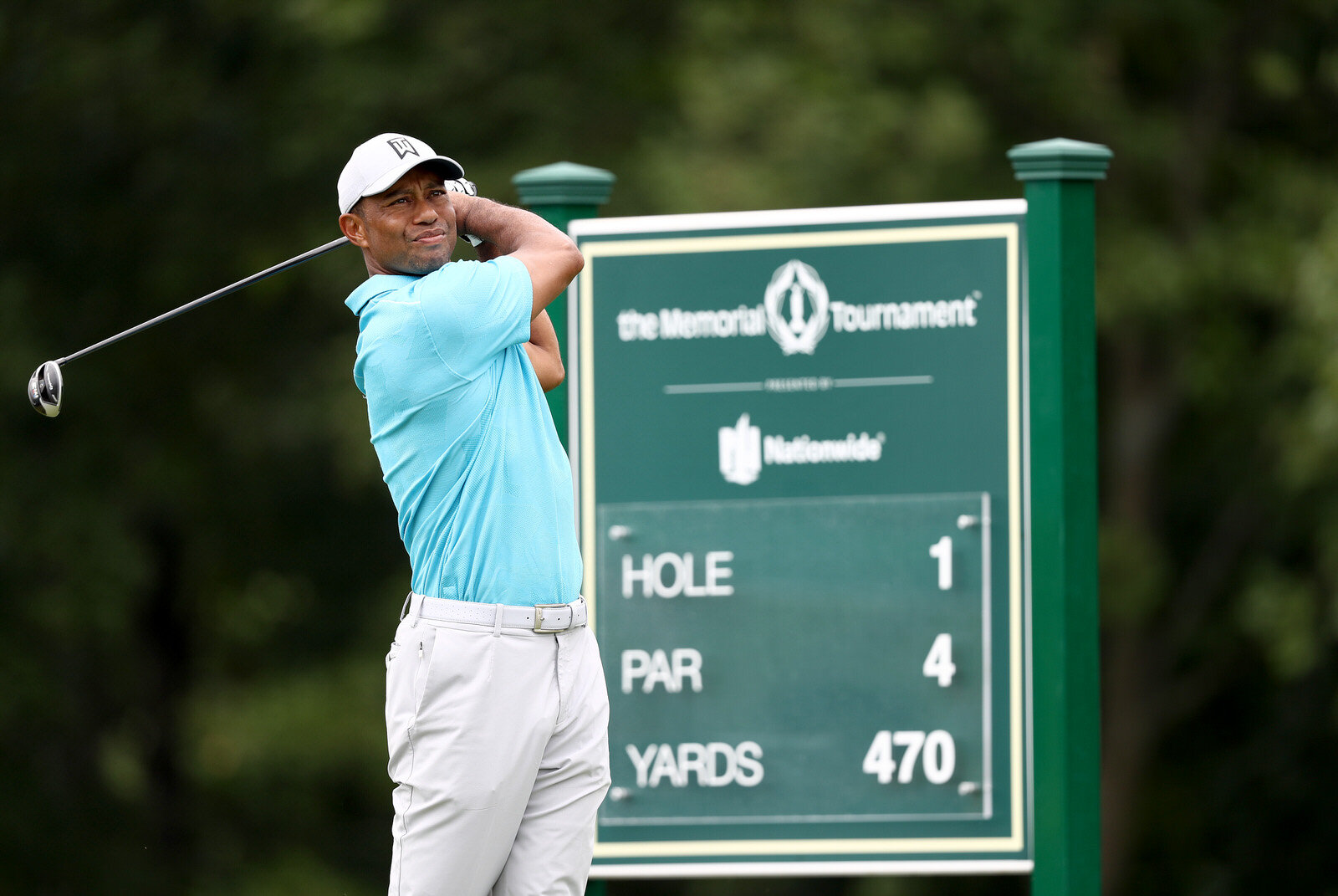  DUBLIN, OHIO - JULY 16: Tiger Woods of the United States plays his shot from the first tee during the first round of The Memorial Tournament on July 16, 2020 at Muirfield Village Golf Club in Dublin, Ohio. (Photo by Jamie Squire/Getty Images) 