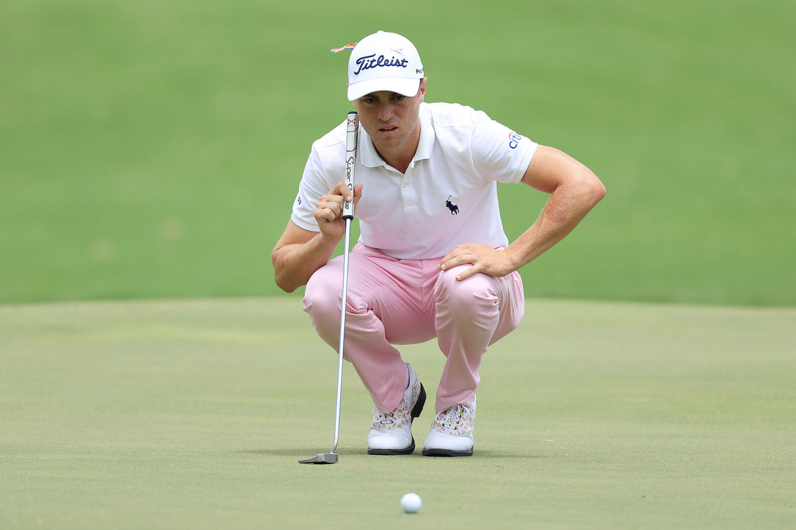  MEMPHIS, TENNESSEE - AUGUST 02:  Justin Thomas of the United States lines up a birdie putt on the first green during the final round of the World Golf Championship-FedEx St Jude Invitational at TPC Southwind on August 02, 2020 in Memphis, Tennessee.