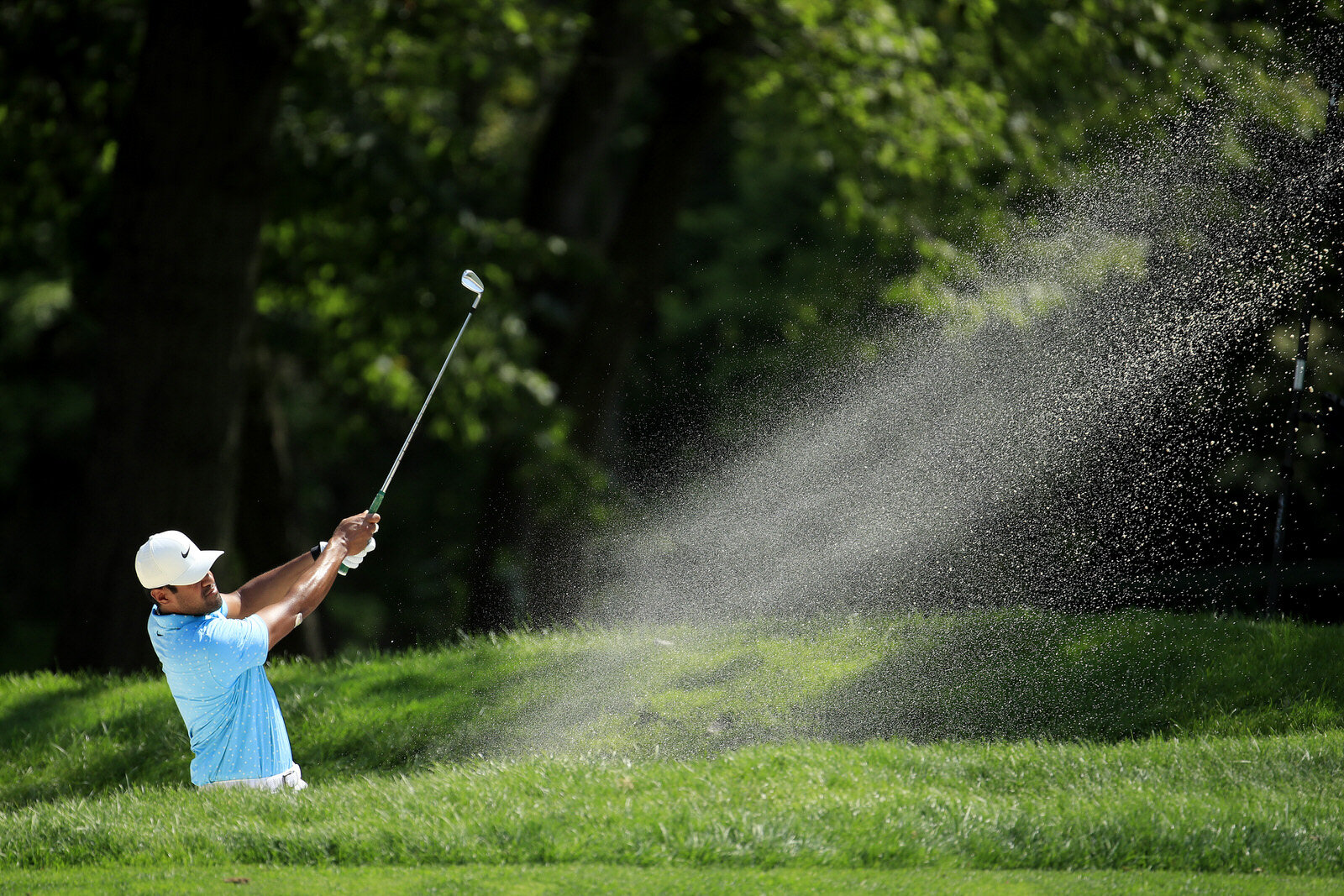  OLYMPIA FIELDS, ILLINOIS - AUGUST 27: Tony Finau of the United States plays a second shot from a bunker on the 12th hole during the first round of the BMW Championship on the North Course at Olympia Fields Country Club on August 27, 2020 in Olympia 