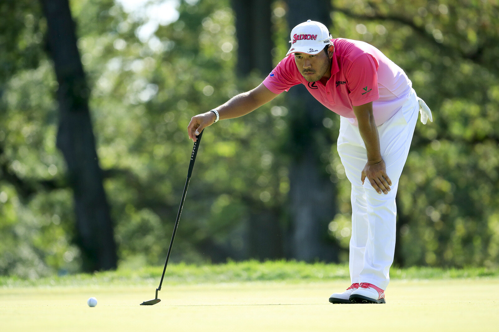  OLYMPIA FIELDS, ILLINOIS - AUGUST 28: Hideki Matsuyama of Japan lines up a putt for par on the 17th green during the second round of the BMW Championship on the North Course at Olympia Fields Country Club on August 28, 2020 in Olympia Fields, Illino