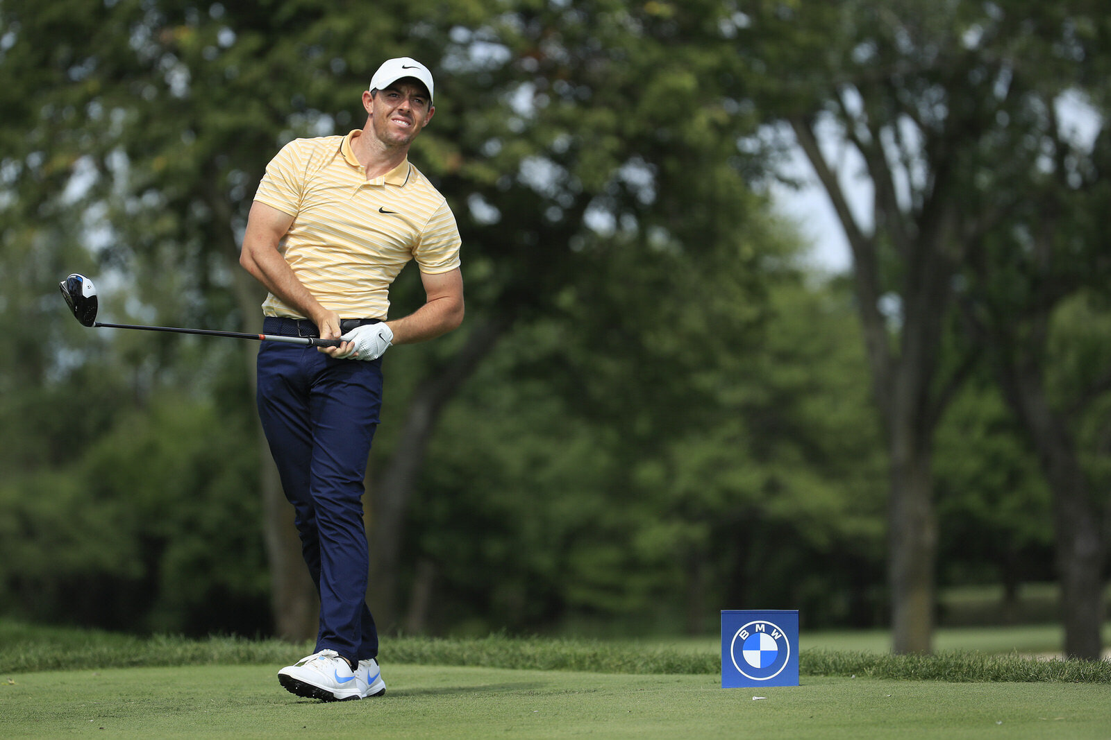  OLYMPIA FIELDS, ILLINOIS - AUGUST 29: Rory McIlroy of Northern Ireland watches his shot from the ninth tee during the third round of the BMW Championship on the North Course at Olympia Fields Country Club on August 29, 2020 in Olympia Fields, Illino