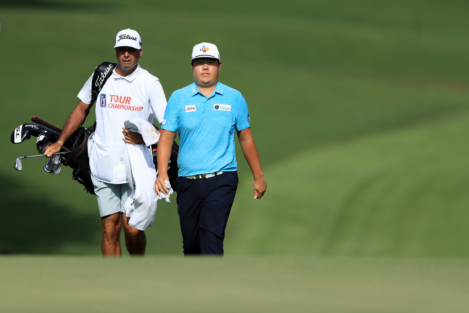  ATLANTA, GEORGIA - SEPTEMBER 05: Sungjae Im of South Korea walks during the second round of the TOUR Championship at East Lake Golf Club on September 05, 2020 in Atlanta, Georgia. (Photo by Sam Greenwood/Getty Images) 