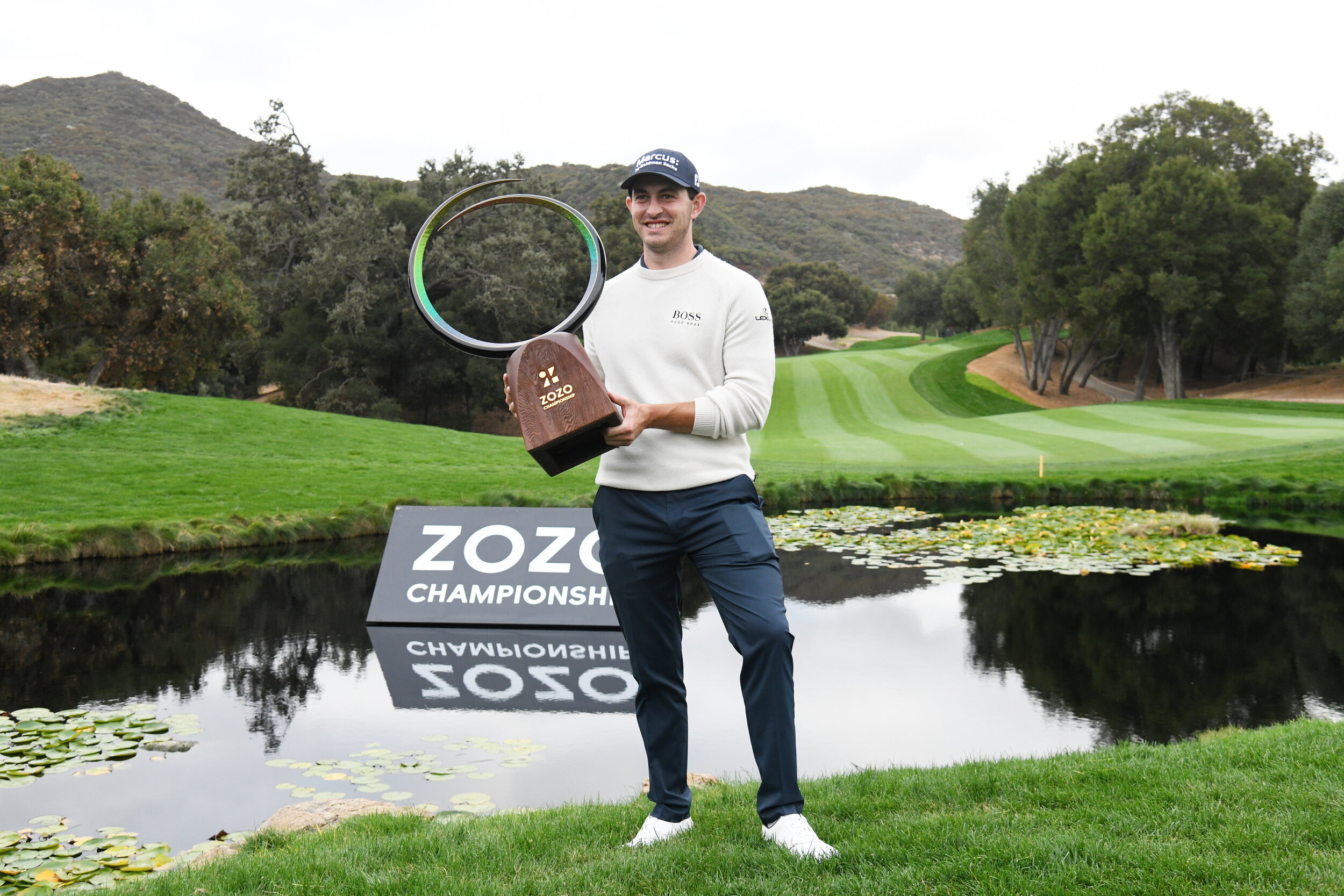  THOUSAND OAKS, CALIFORNIA - OCTOBER 25: Patrick Cantlay of the United States celebrates with the trophy after winning during the final round of the Zozo Championship @ Sherwood on October 25, 2020 in Thousand Oaks, California. (Photo by Harry How/Ge