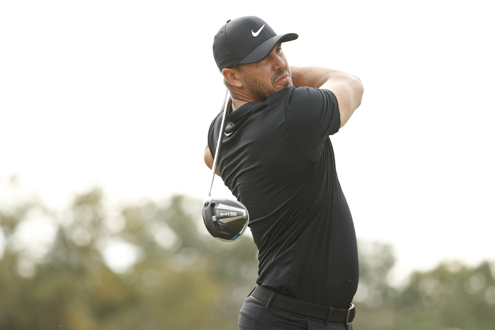  HOUSTON, TEXAS - NOVEMBER 05: Brooks Koepka of the United States plays his shot from the tenth tee during the first round of the Vivint Houston Open at Memorial Park Golf Course on November 05, 2020 in Houston, Texas. (Photo by Maddie Meyer/Getty Im