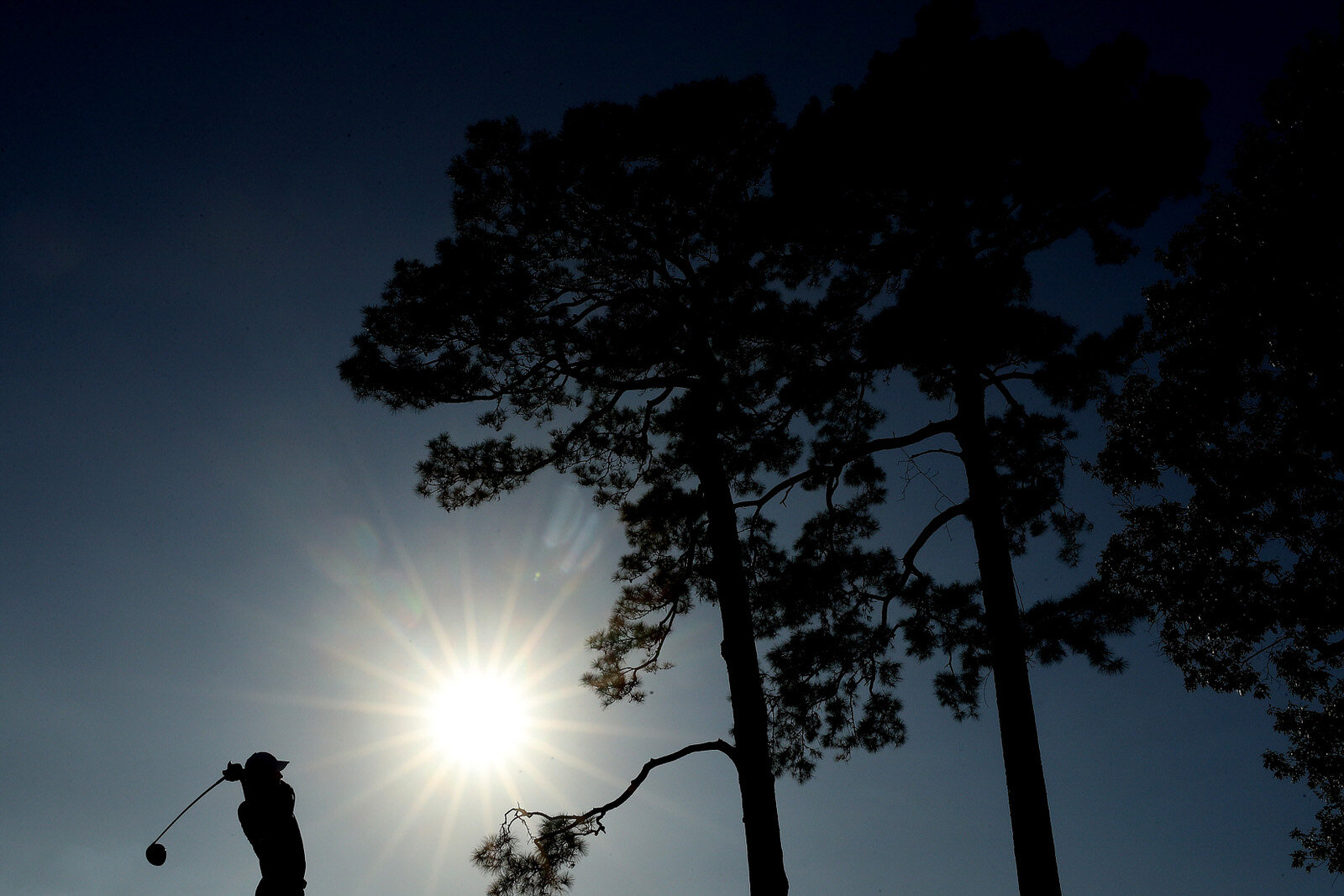  HOUSTON, TEXAS - NOVEMBER 06: Jordan Spieth of the United States plays his shot from the fifth tee during the second round of the Houston Open at Memorial Park Golf Course on November 06, 2020 in Houston, Texas. (Photo by Maddie Meyer/Getty Images) 