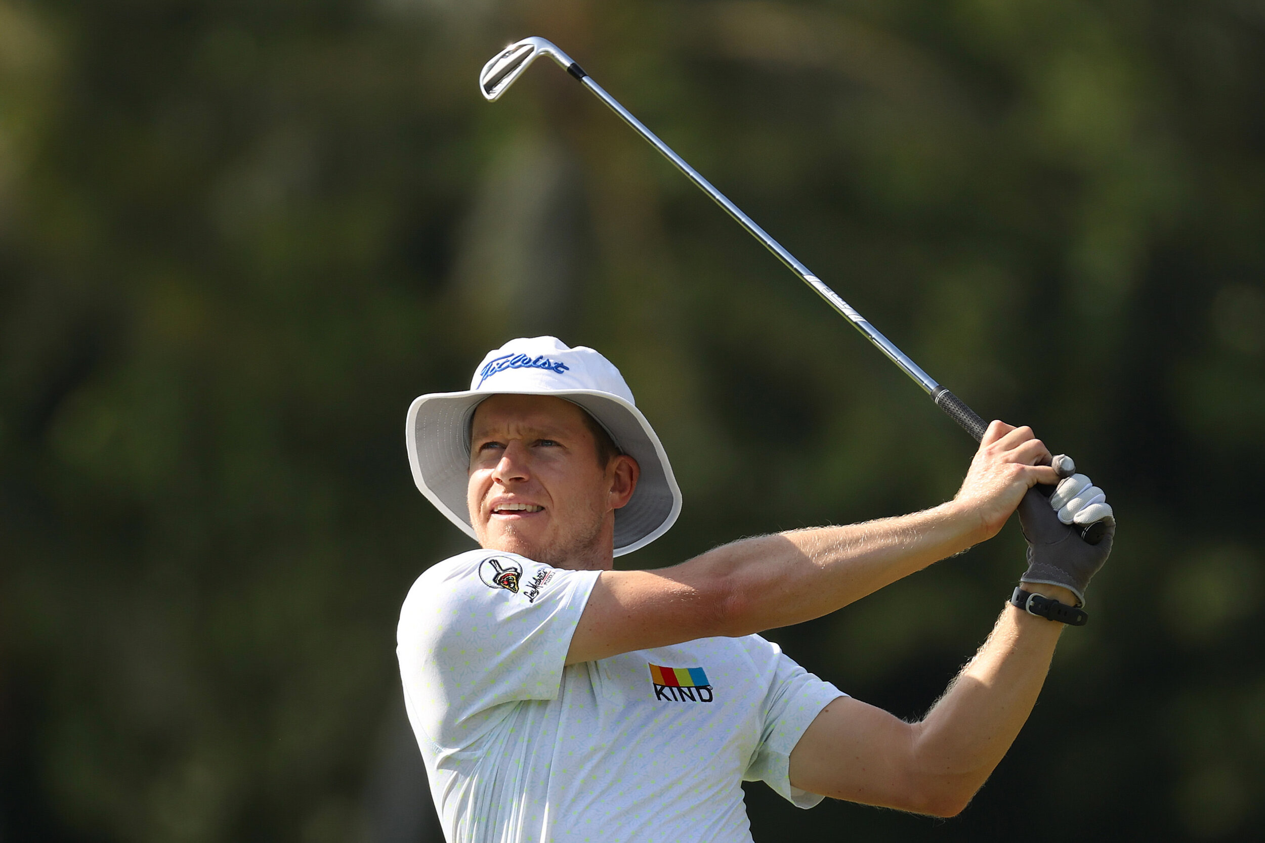  HONOLULU, HAWAII - JANUARY 15: Peter Malnati of the United States plays his shot from the 11th tee during the second round of the Sony Open in Hawaii at the Waialae Country Club on January 15, 2021 in Honolulu, Hawaii. (Photo by Gregory Shamus/Getty