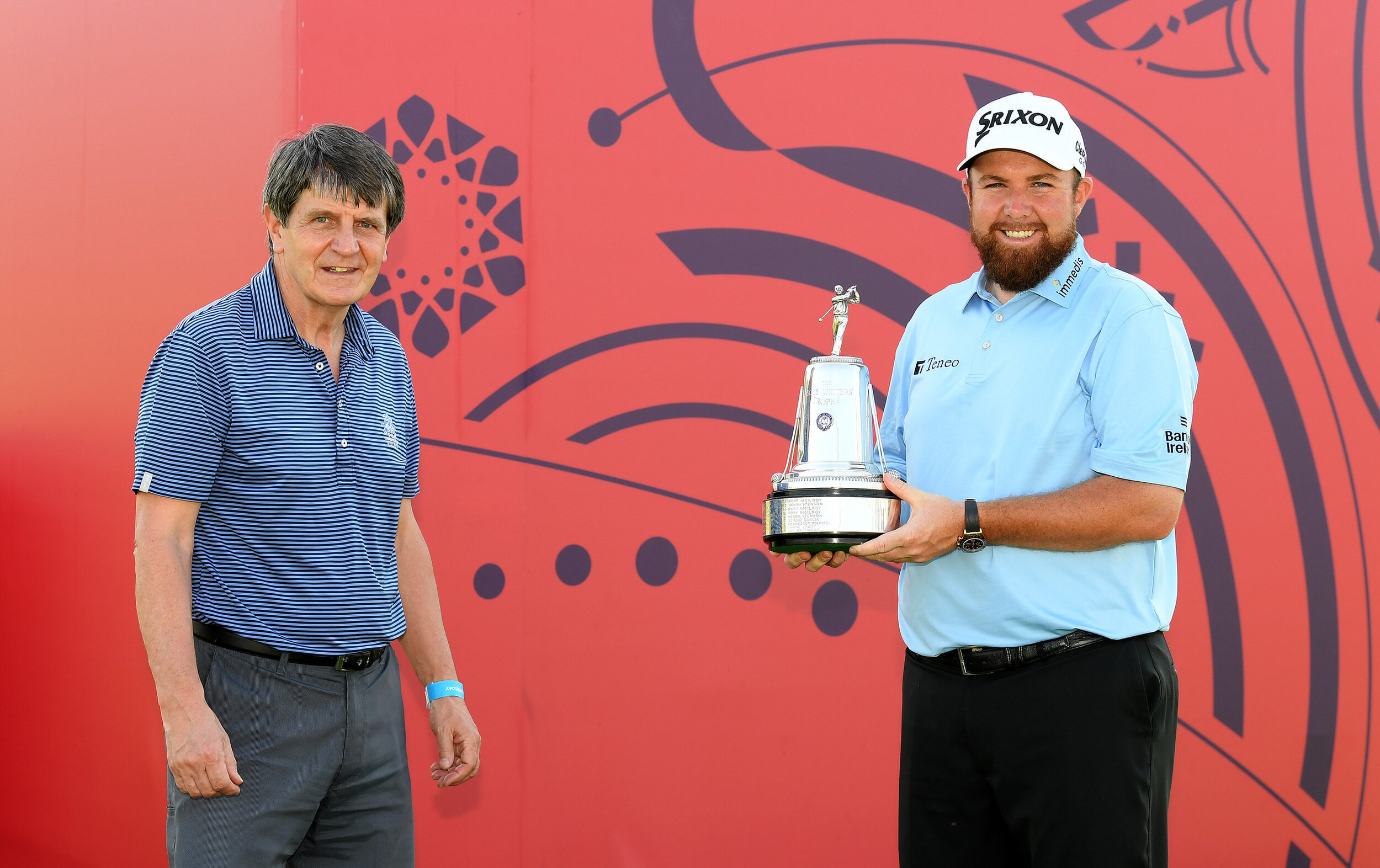 Shane Lowry & AGW Golf Writers Trophy & With Dave Facey  (Credit Ross Kinnaird Getty Images.jpg