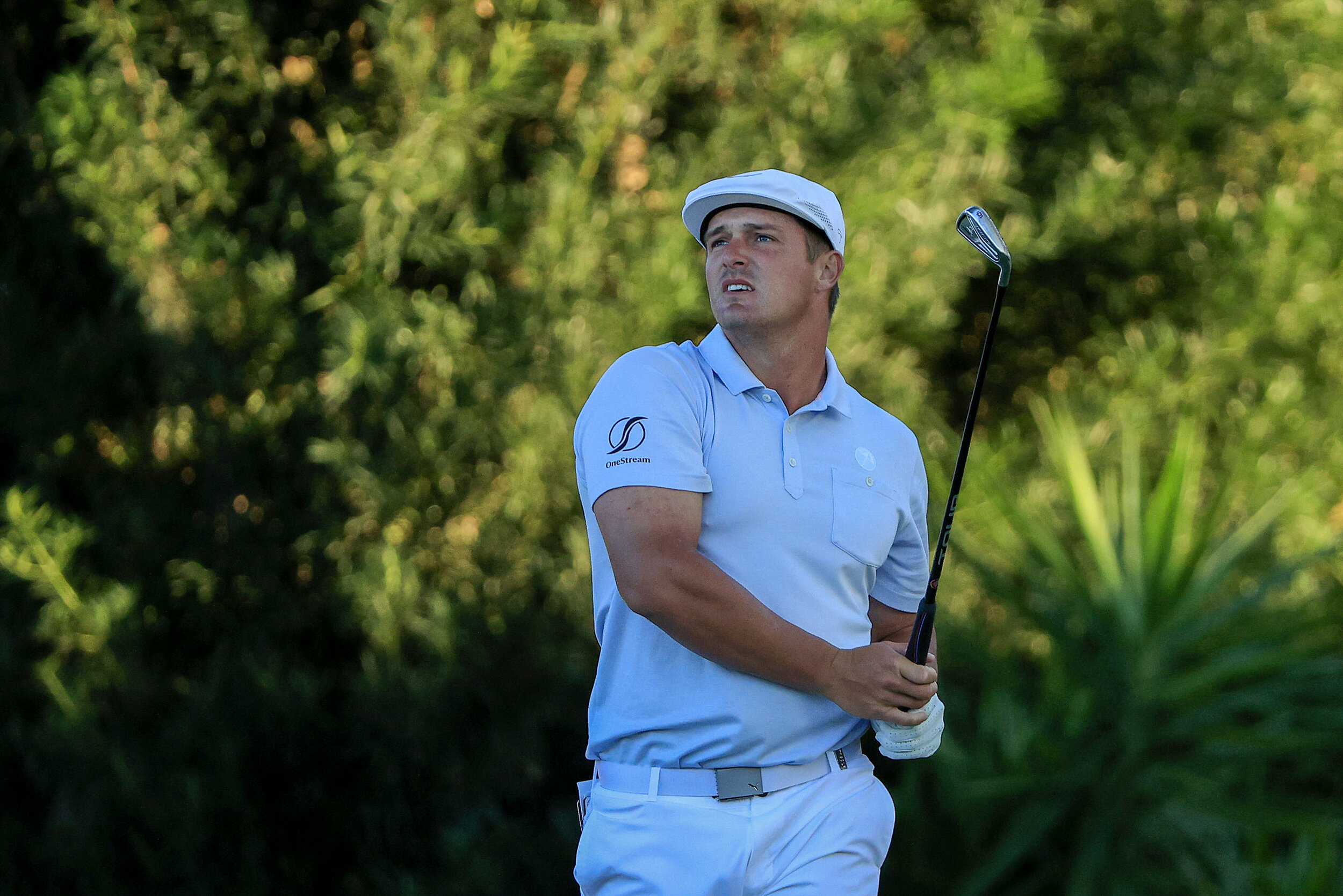  ORLANDO, FLORIDA - MARCH 07: Bryson DeChambeau of the United States plays his shot from the 17th tee during the final round of the Arnold Palmer Invitational Presented by MasterCard at the Bay Hill Club and Lodge on March 07, 2021 in Orlando, Florid