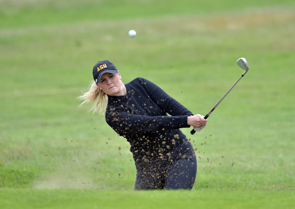 Olivia Mehaffey bunkered at the 9th green during the Flogas sponsored Irish Scratch Series at Seapoint Golf Club today (29/06/2020). Picture by Pat Cashman