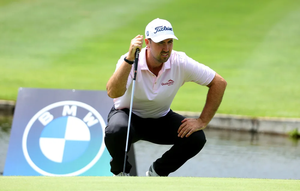Niall Kearney of Ireland on the 18th green during the second round of The BMW International Open at Golfclub Munchen Eichenried. Photo by Andrew Redington/Getty Images