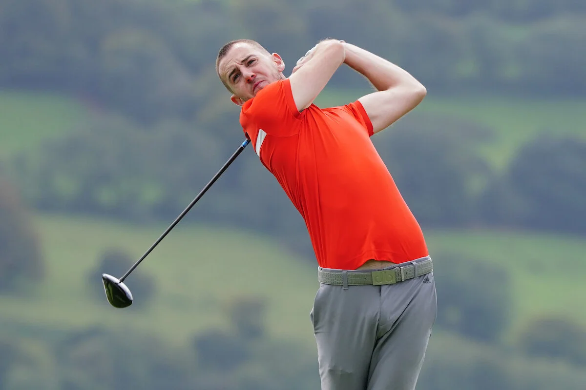 Hewitt sets "North" pace with course record 62 on the Valley