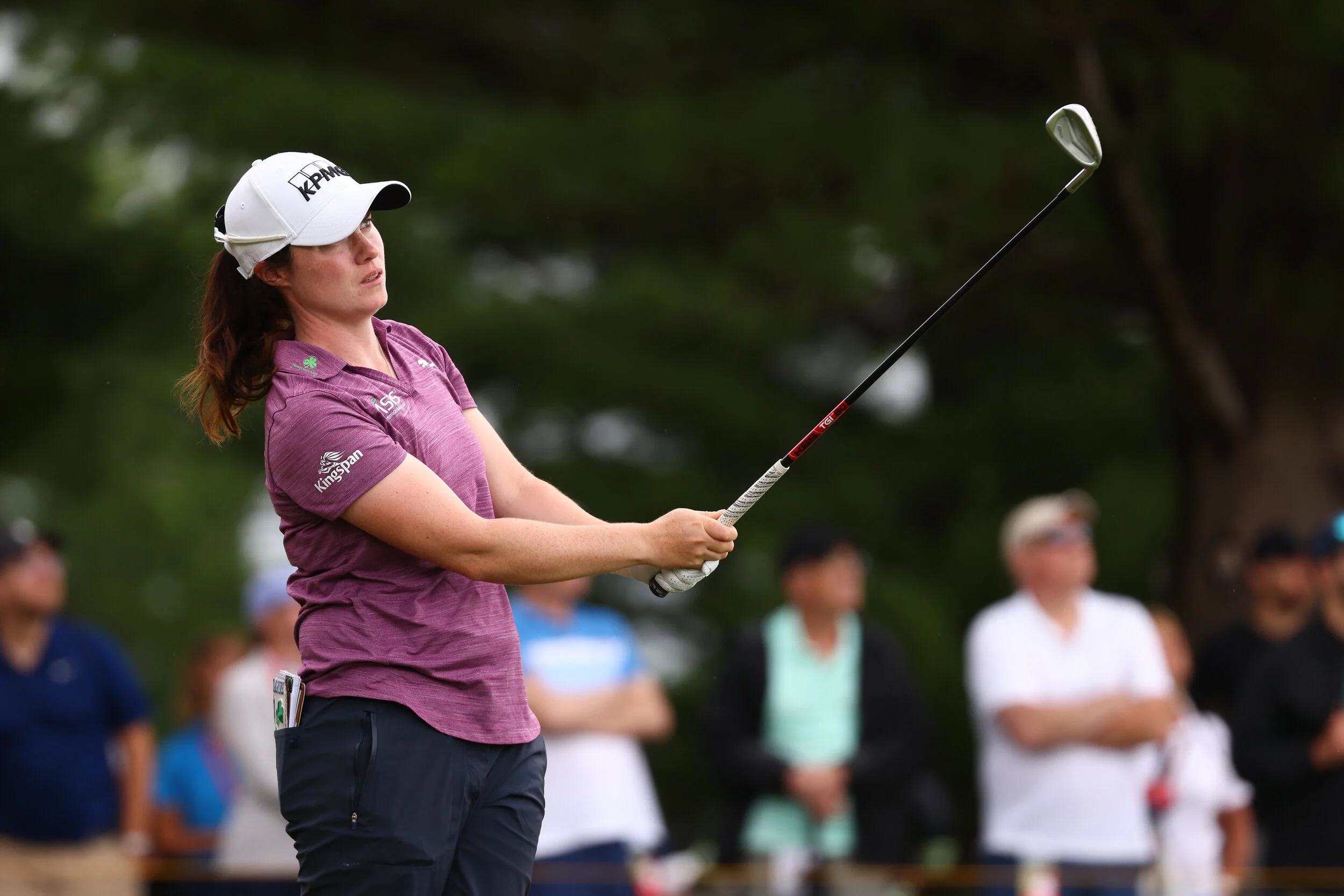 Leona Maguire fires 67 and Lauren Walsh a 69 to light up AIG Women's Open