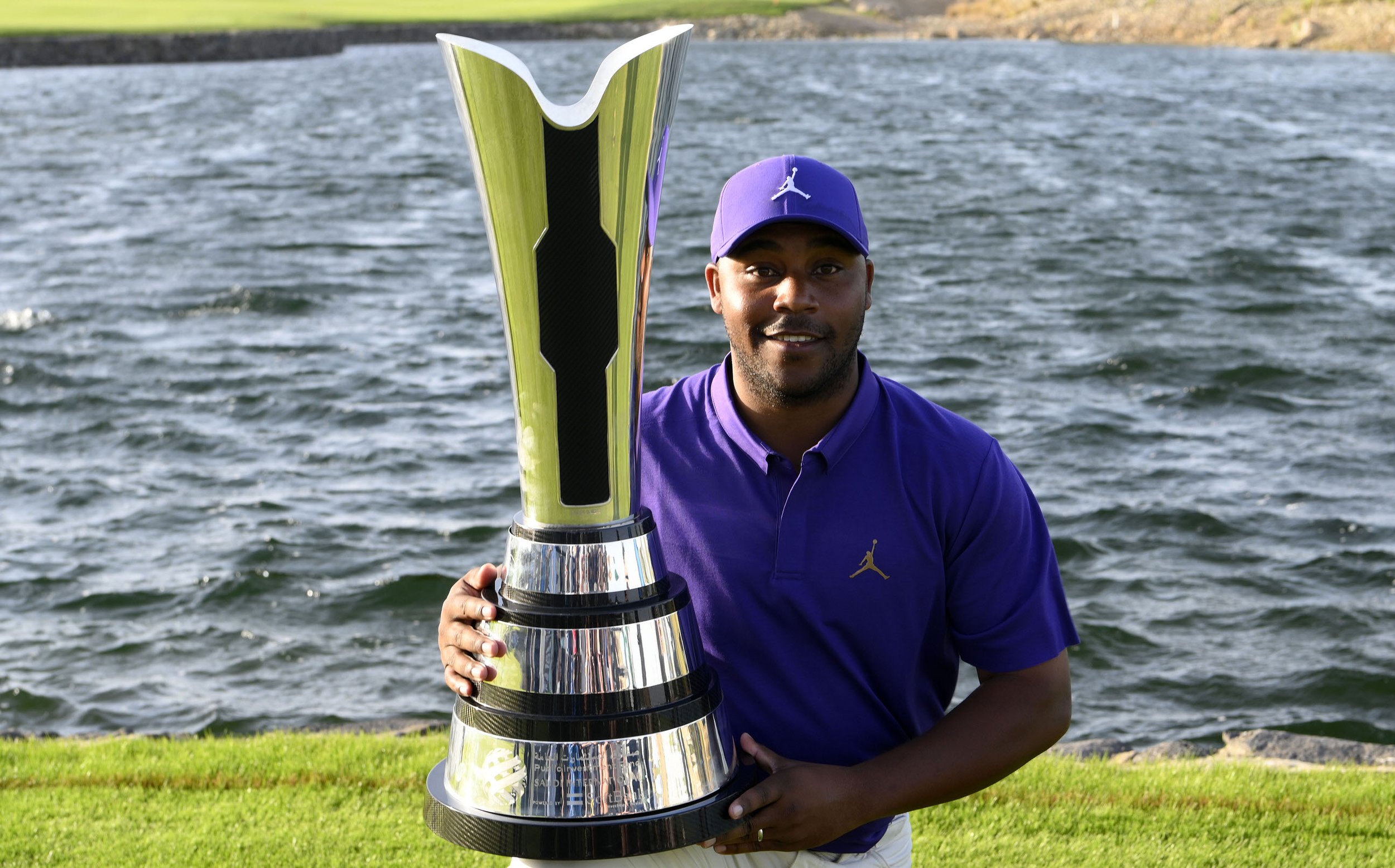  KAEC-SAUDI-ARABIA - Harold Varner III of the USA pictured on Sunday, February 6, 2022 with the winner’s trophy after the final round of the US$ 5 million PIF Saudi International powered by SoftBank Investment Advisers. The event is staged from Febru