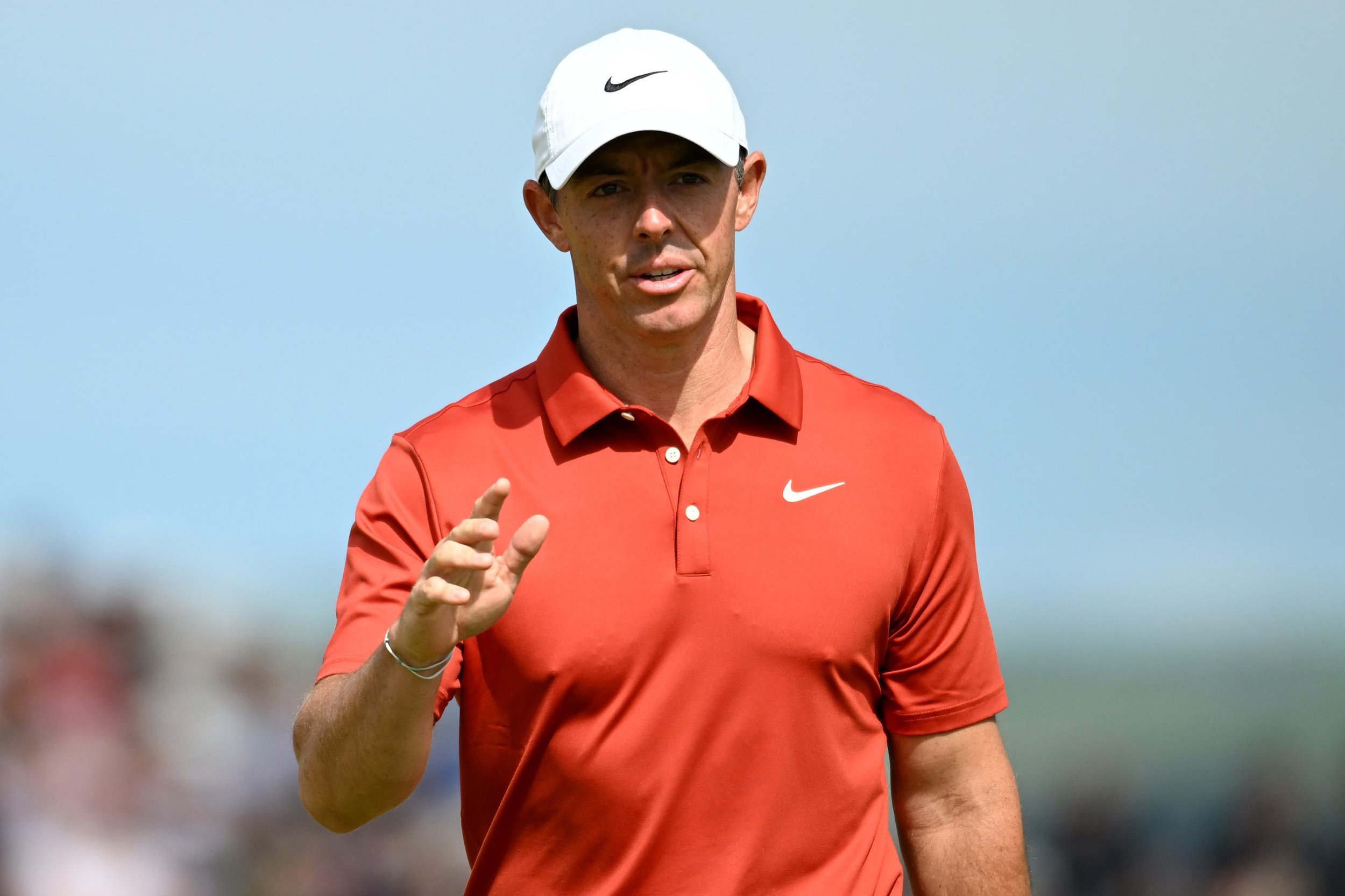 “You never know…” — McIlroy fires brilliant 66 but trails “inevitable” Scheffler by six at The Open