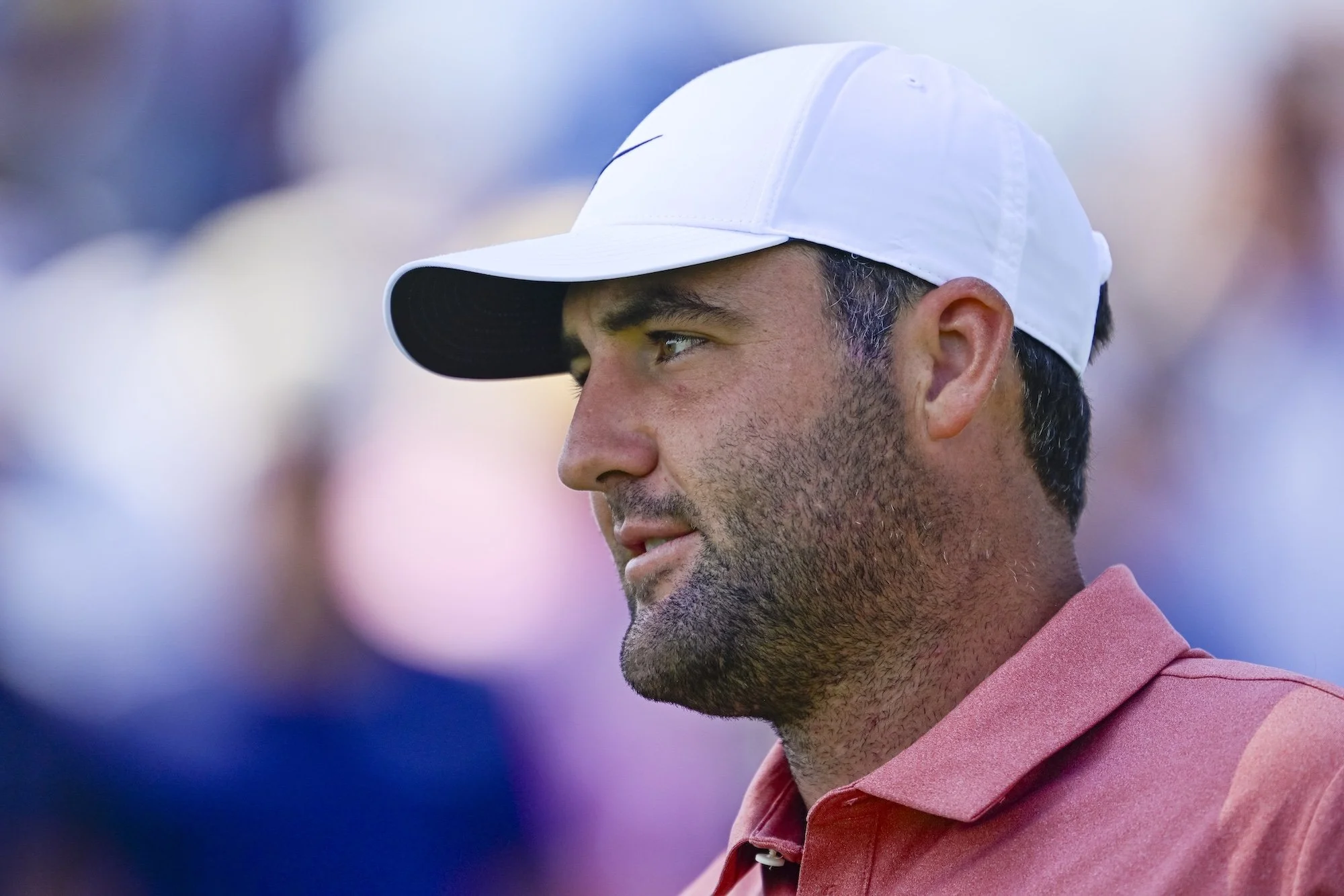 Scheffler returns in style;  Galway Bay uproar; Rain delays for Walsh and Carey