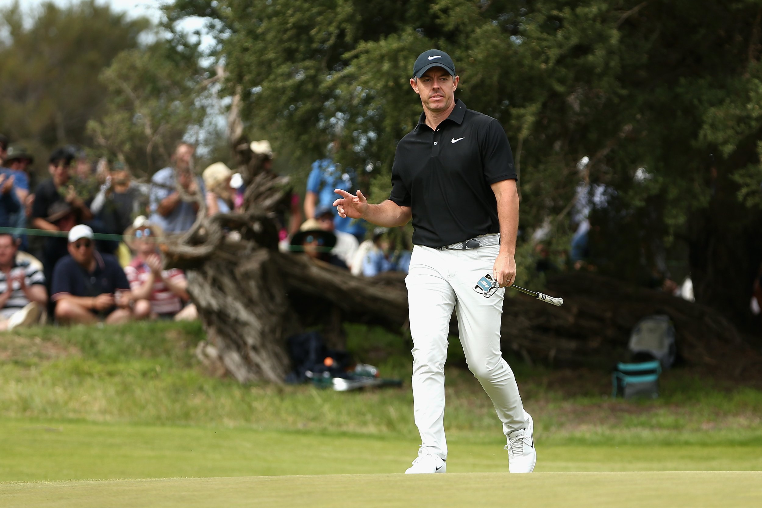 "I turned it on when I needed to" – McIlroy overcomes "fresh air" to keep Australian Open hopes alive