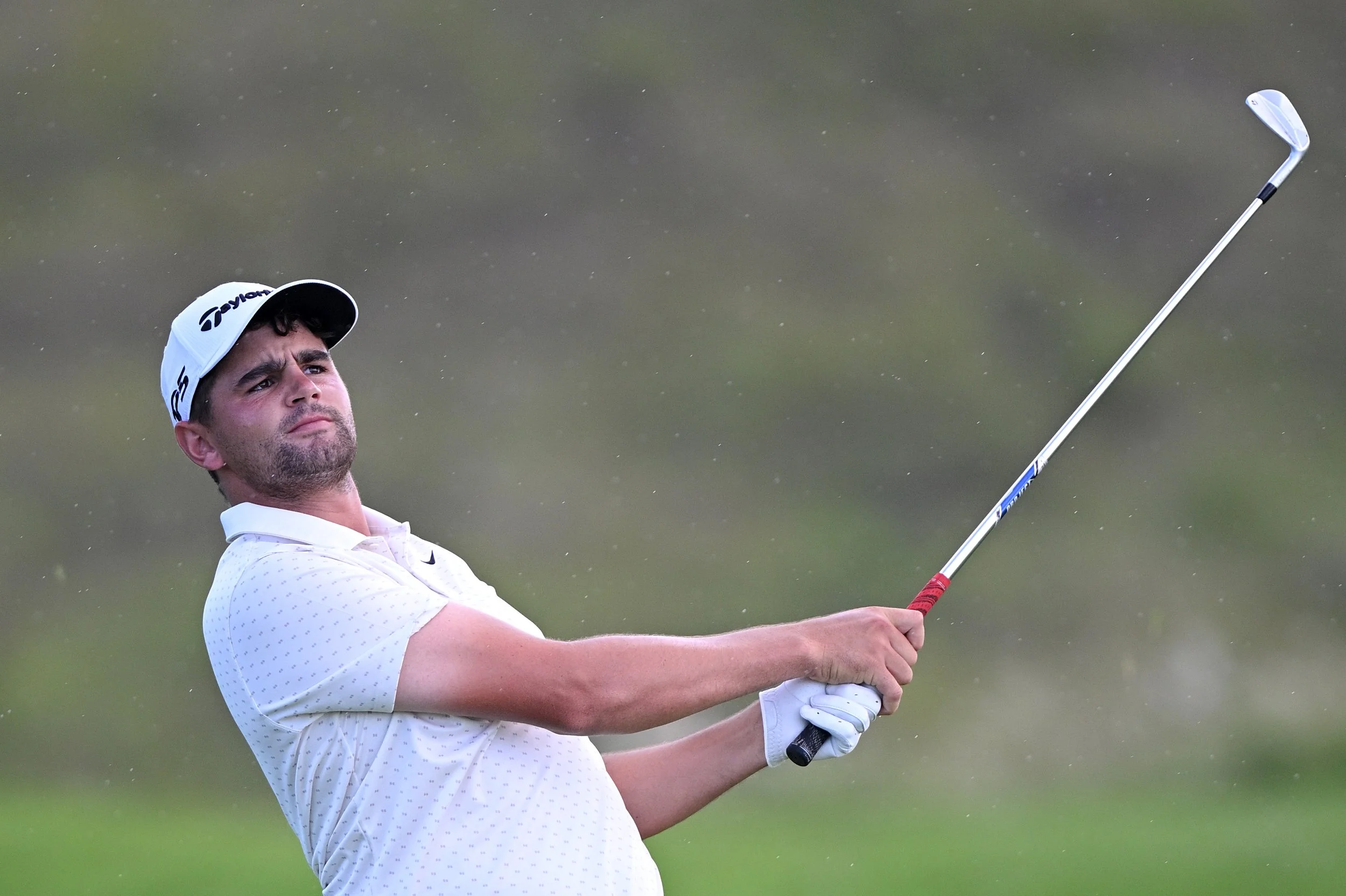 Jarvis leads into weekend at AfrAsia Bank Mauritius Open
